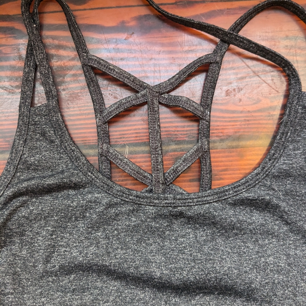 Forever 21 Gray Strappy Back Workout Tank – Size M - Picture 3 of 4